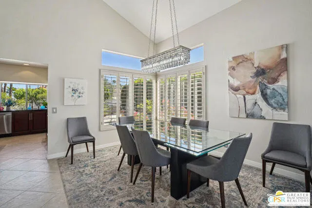364 OK dining room