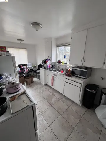 3566 Kitchen