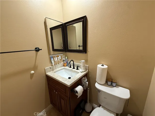 5815 Playa 84, Cypress, California 90630
