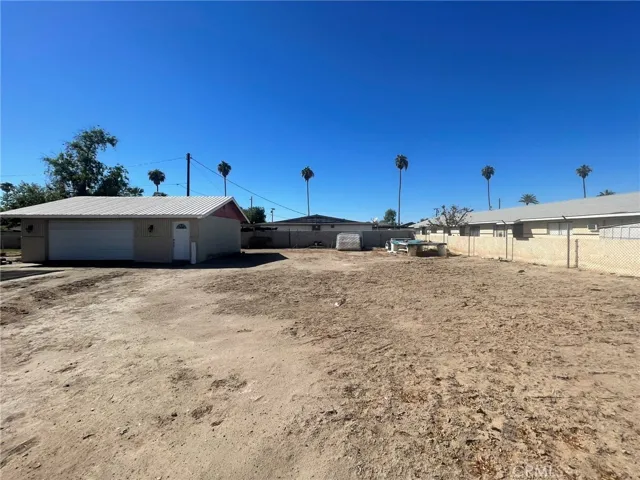 197 N Date Road, Blythe, California 92225