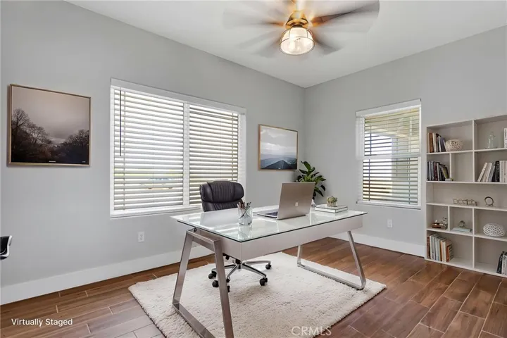 spare room office space