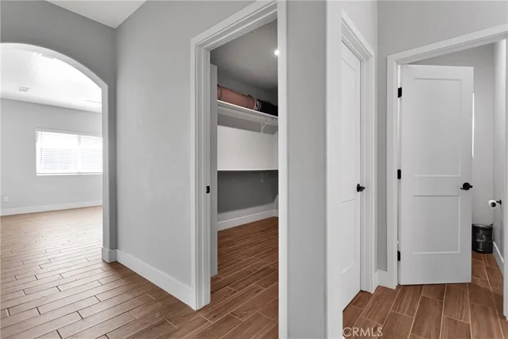walking closet