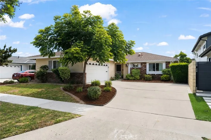 3501 Claremore Avenue, Long Beach, California 90808