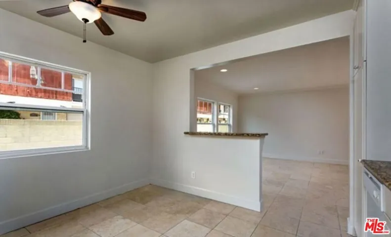 Dining/Breakfast room