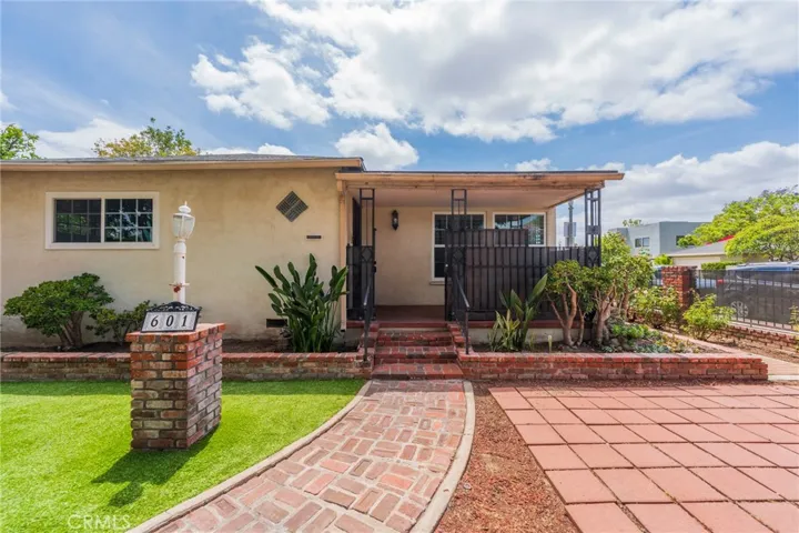 601 S Helena, Anaheim, California 92805