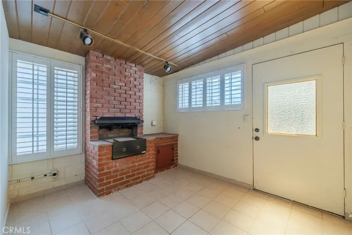 601 S Helena, Anaheim, California 92805