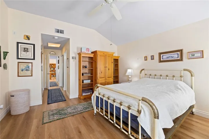 21092 Cedar Lane, Mission Viejo, California 92691