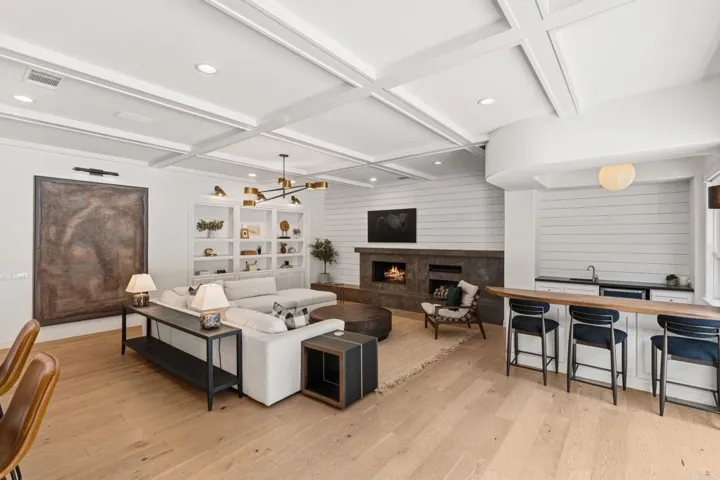 7912 Corte Penca, Carlsbad, California 92009