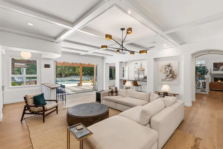 7912 Corte Penca, Carlsbad, California 92009
