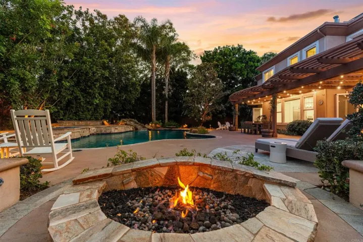 7912 Corte Penca, Carlsbad, California 92009