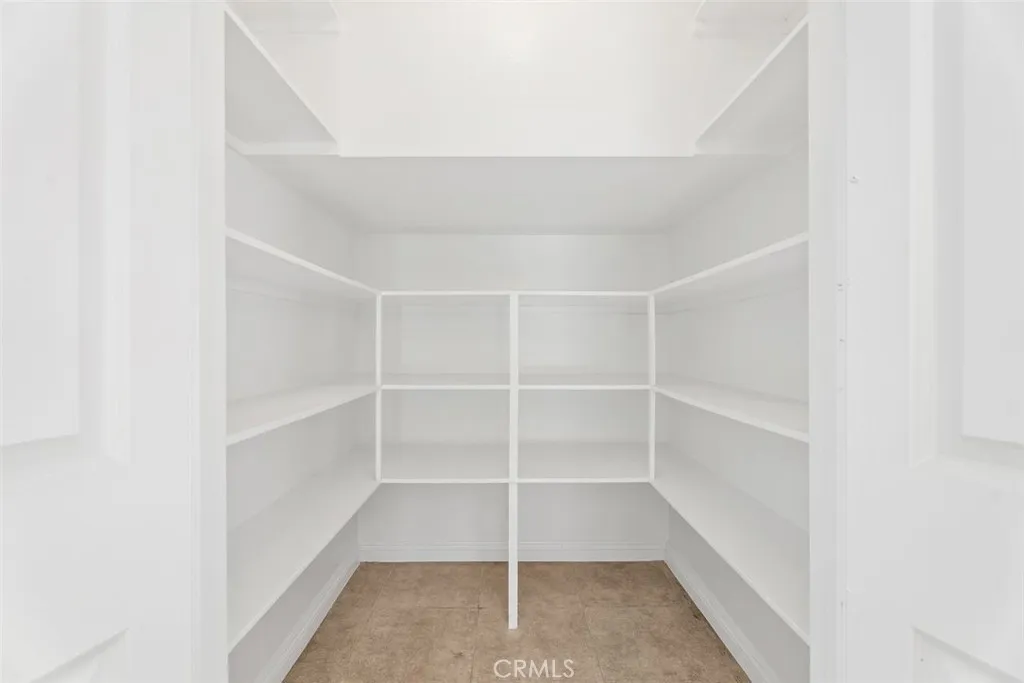 walk-in pantry