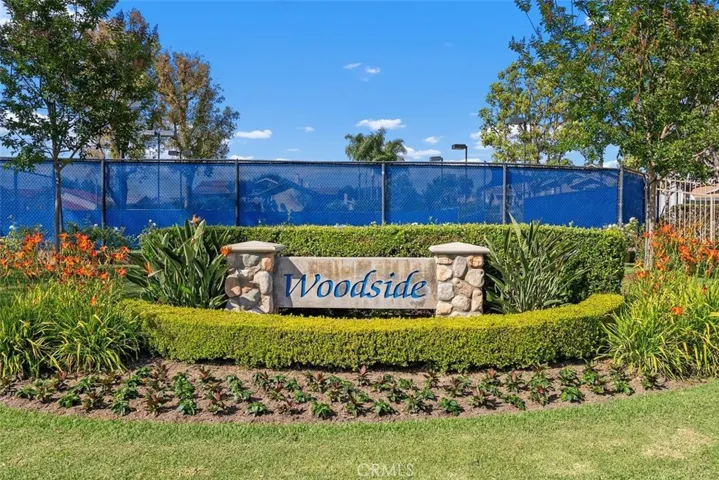 Enjoy all of Woodside's terrific amenities: