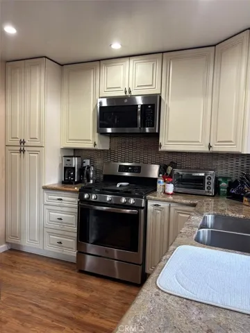 1166 N Barston, Covina, California 91724