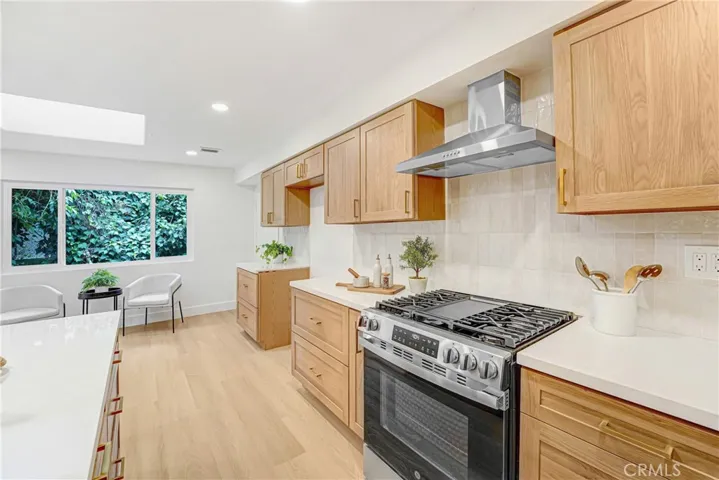 22323 Miranda Street, Woodland Hills, California 91367
