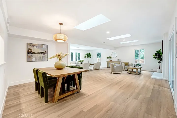 22323 Miranda Street, Woodland Hills, California 91367