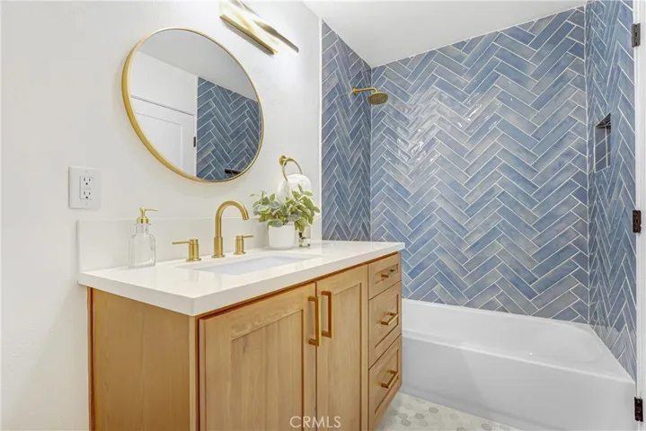 22323 Miranda Street, Woodland Hills, California 91367