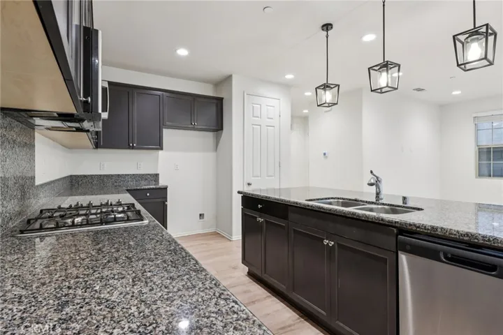 5313 Teramo, Fontana, California 92336
