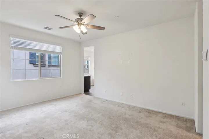 5313 Teramo, Fontana, California 92336