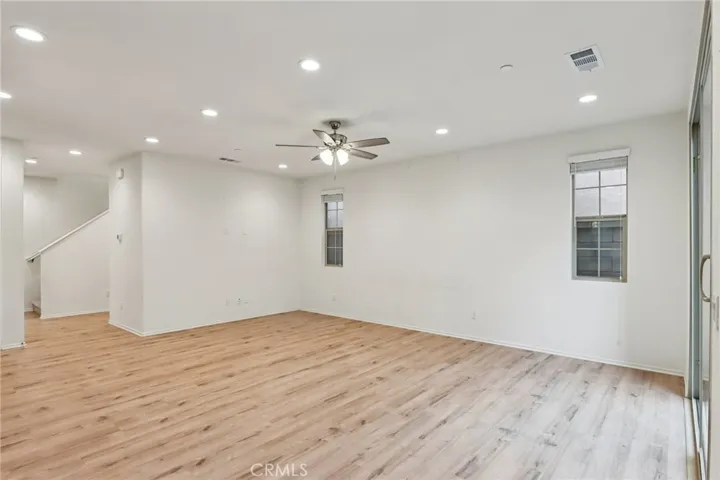 5313 Teramo, Fontana, California 92336
