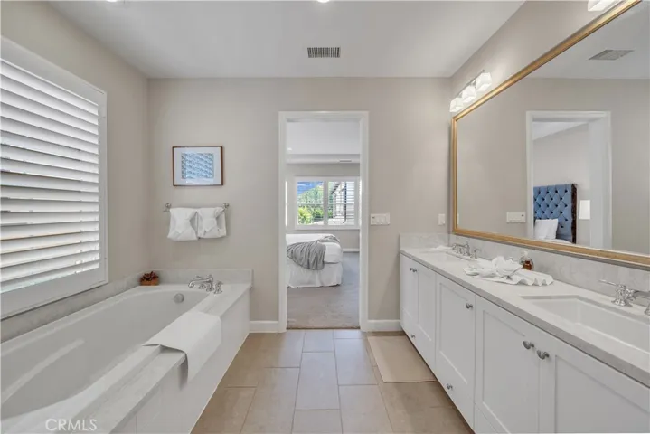 138 Stallion, Irvine, California 92602