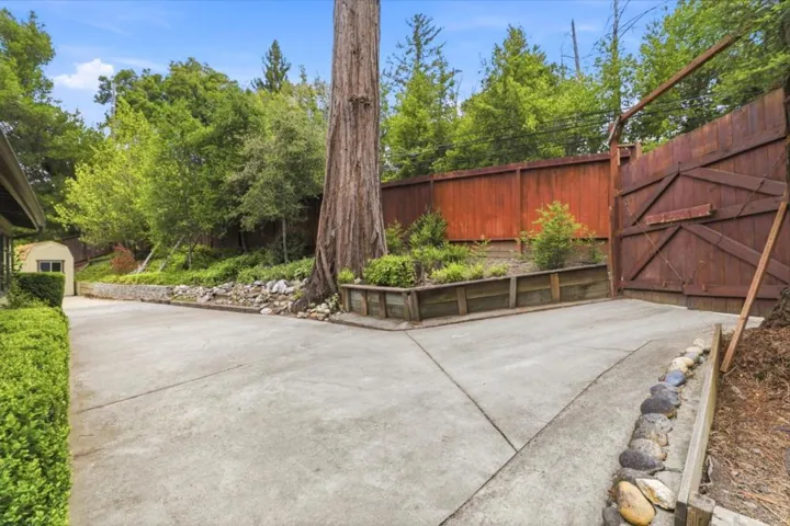 16165 Highway 9, Boulder Creek, California 95006