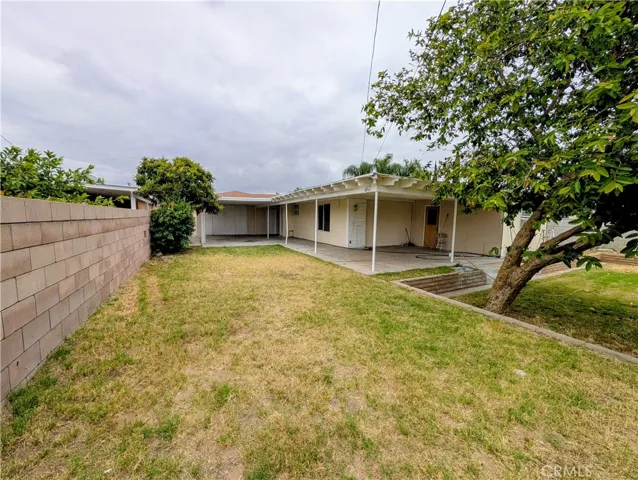 357 W Woodcrest St., Rialto, California 92376