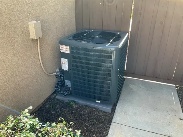 Brand New A/C - HeatingSystmen