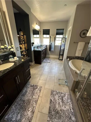 8559 Old Stonefield, San Diego, California 92127