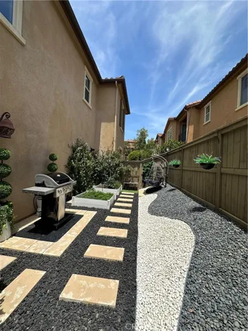 8559 Old Stonefield, San Diego, California 92127