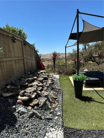 8559 Old Stonefield, San Diego, California 92127