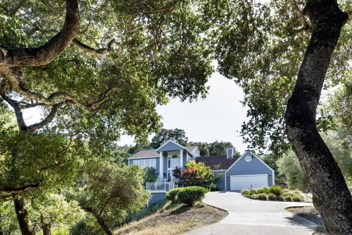 345 Harcross Road, Woodside, California 94062