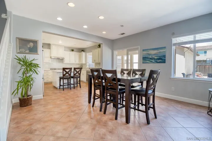 2376 Shire Way, Oakdale, California 95361