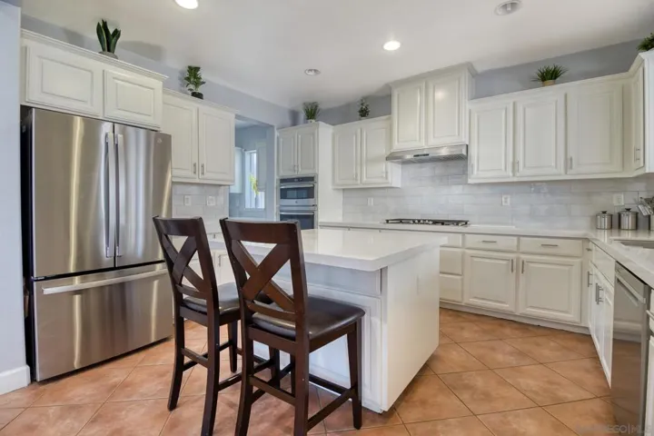 2376 Shire Way, Oakdale, California 95361