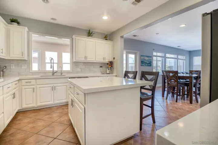 2376 Shire Way, Oakdale, California 95361