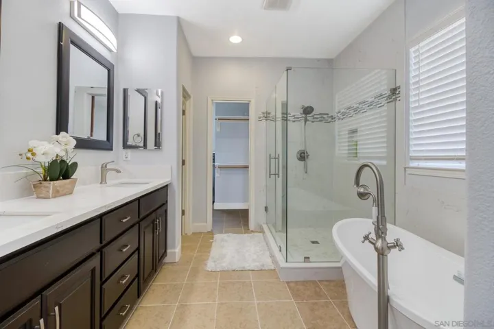 2376 Shire Way, Oakdale, California 95361