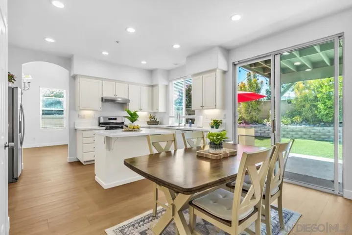10836 Stoney Creek Ct., Santee, California 92071