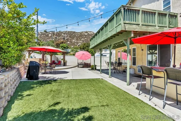 10836 Stoney Creek Ct., Santee, California 92071