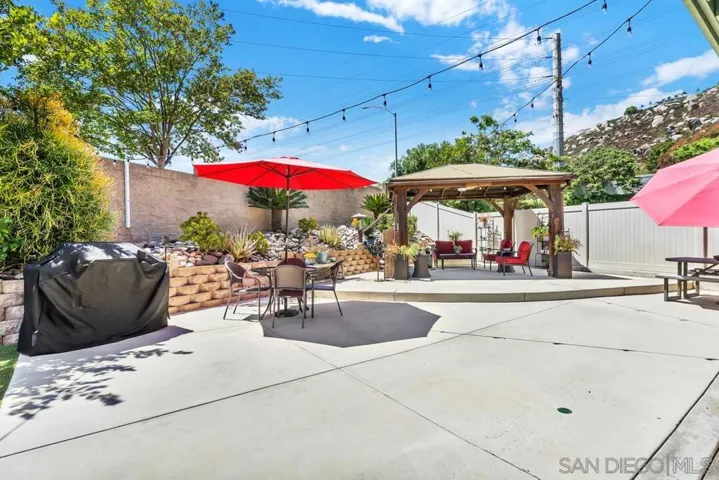 10836 Stoney Creek Ct., Santee, California 92071