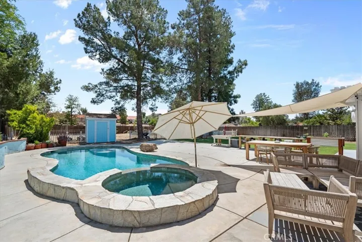 pool view