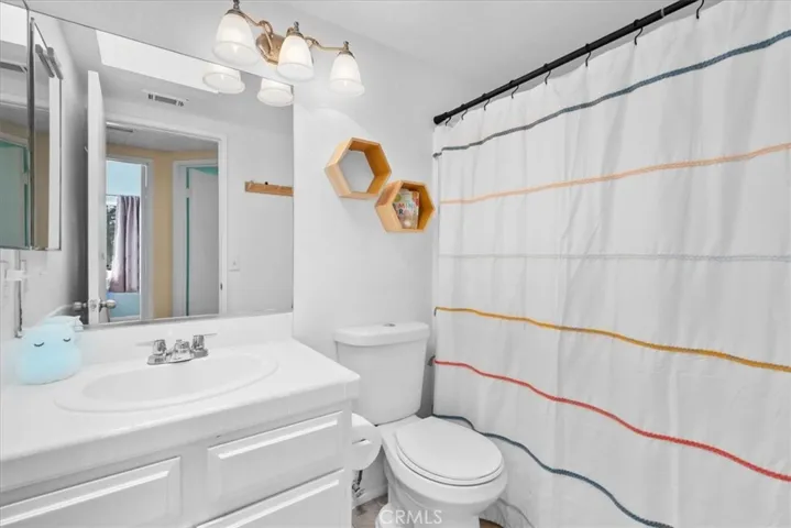 full bathroom upstairs hallway