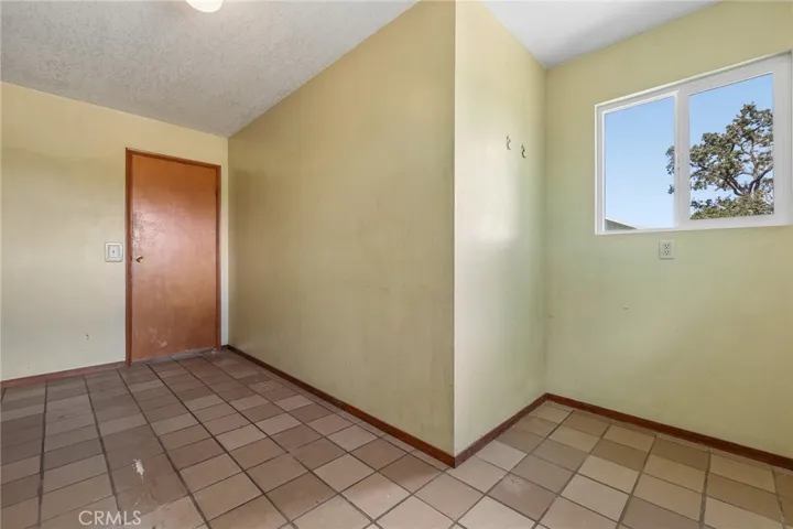 Large Laundry Room