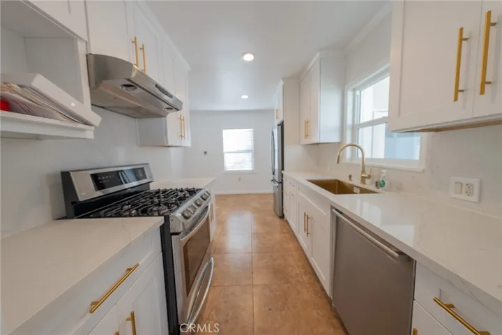 4355 Pennsylvania, La Crescenta, California 91214
