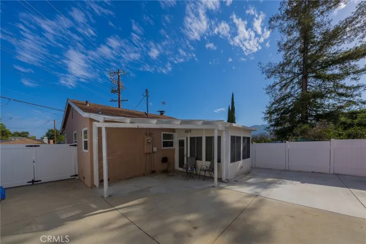 4355 Pennsylvania, La Crescenta, California 91214