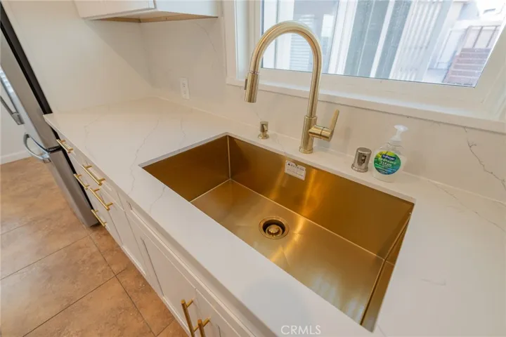 4355 Pennsylvania, La Crescenta, California 91214