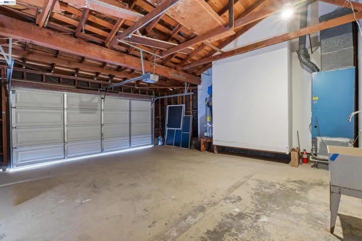 1401 Monterey Dr, Antioch, California 94509