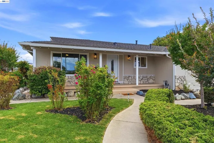 1401 Monterey Dr, Antioch, California 94509