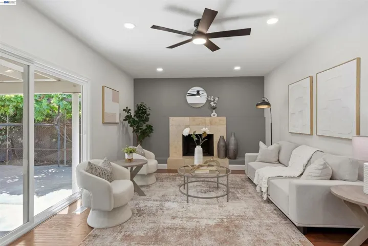 1401 Monterey Dr, Antioch, California 94509