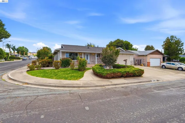 1401 Monterey Dr, Antioch, California 94509
