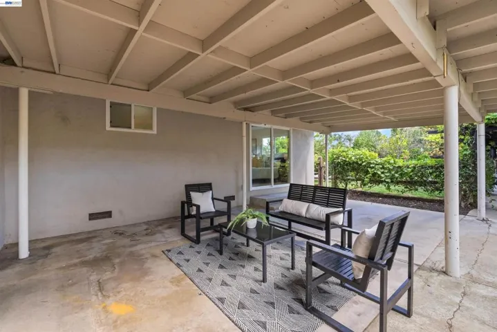 1401 Monterey Dr, Antioch, California 94509