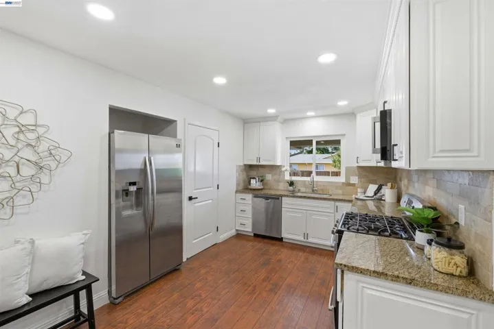 1401 Monterey Dr, Antioch, California 94509